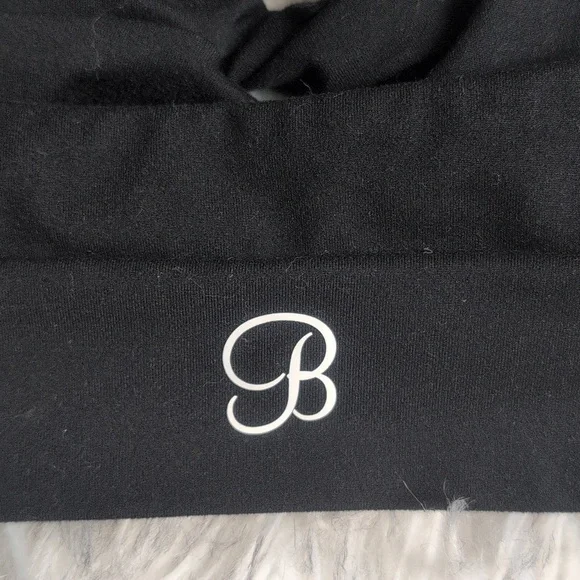 Bombshell Sportswear Twisted Sports Bra Medium Black - Picture 6 of 8